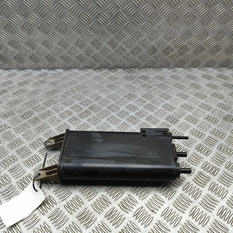 Aktiivsöe (kütuseaurude) filter – Lexus NX (2021-)