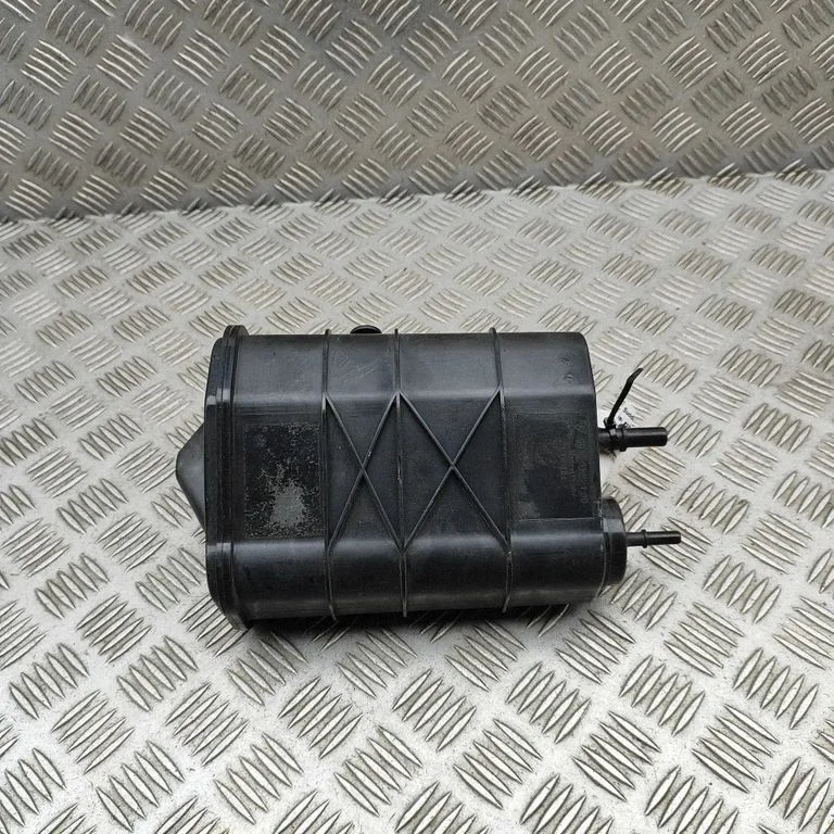 Active carbon filter fuel vapour canister – Porsche 911 997 (2004-2013)