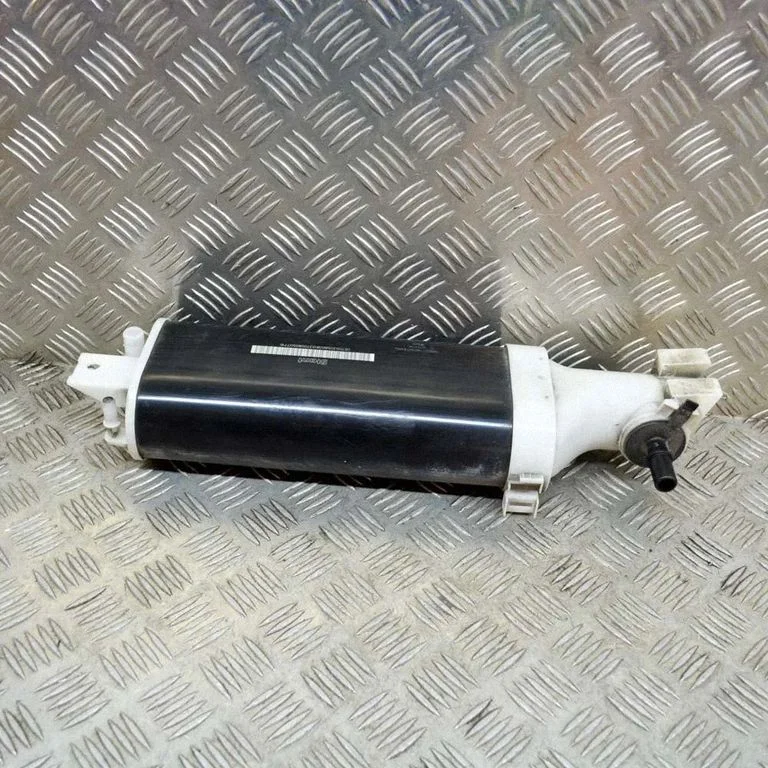 Active carbon filter fuel vapour canister 670030586