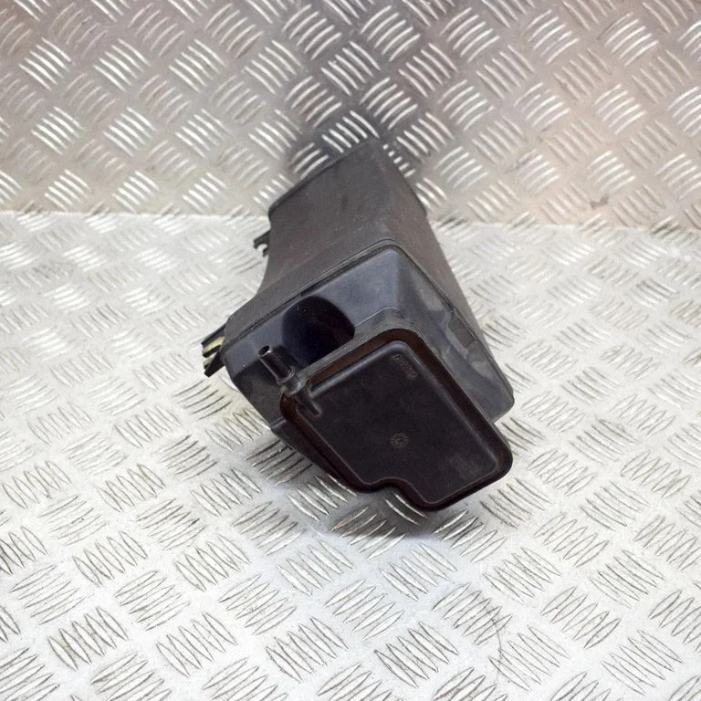 Active carbon filter fuel vapour canister – Porsche Boxster 986 (1996-2004)