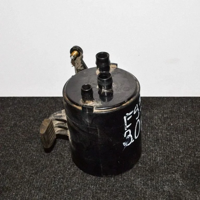 Active carbon filter fuel vapour canister – BMW 3 Series E92 E93 (2005-2014)