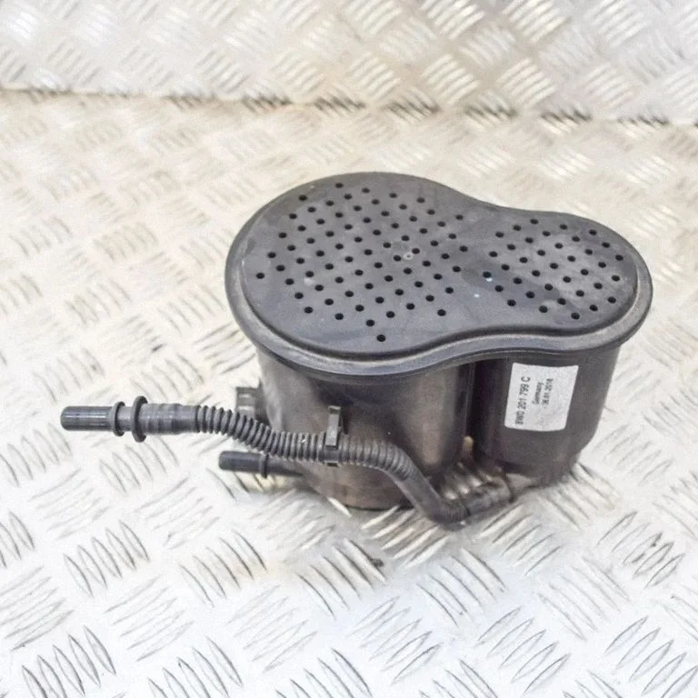 Active carbon filter fuel vapour canister 8W0201799C
