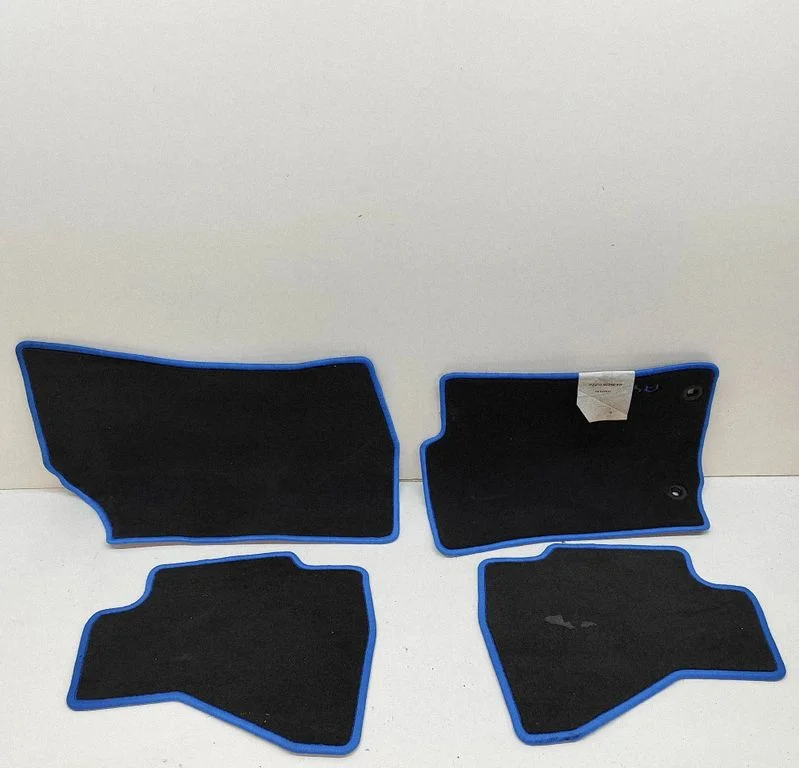 Car floor mat set – Toyota Aygo AB40 (2014-)