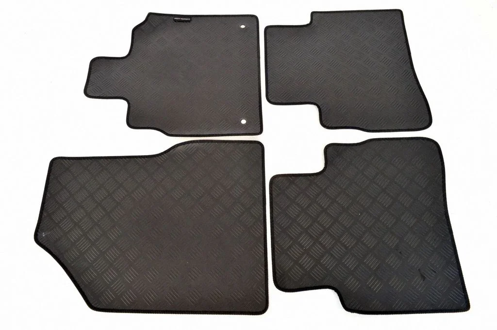 Põrandamattide komplekt – Nissan Murano Z50 (2002-2008)