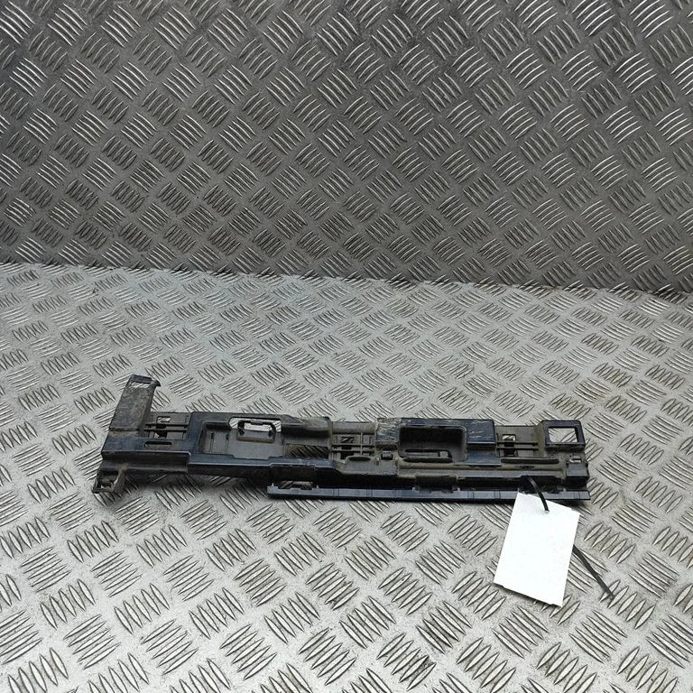 Sill/side skirt trim 7426451