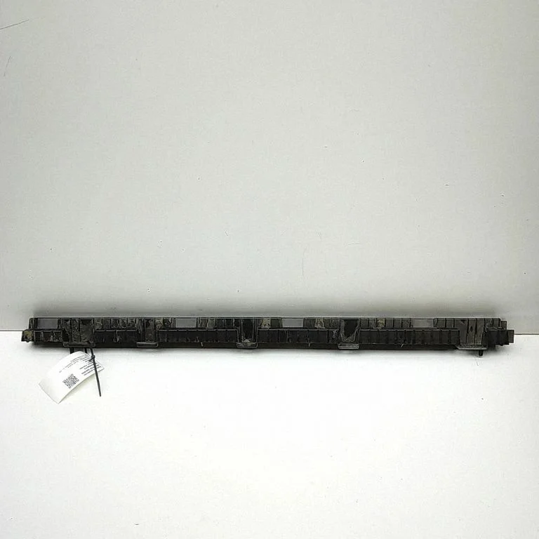 Lävepaku osa 31378137