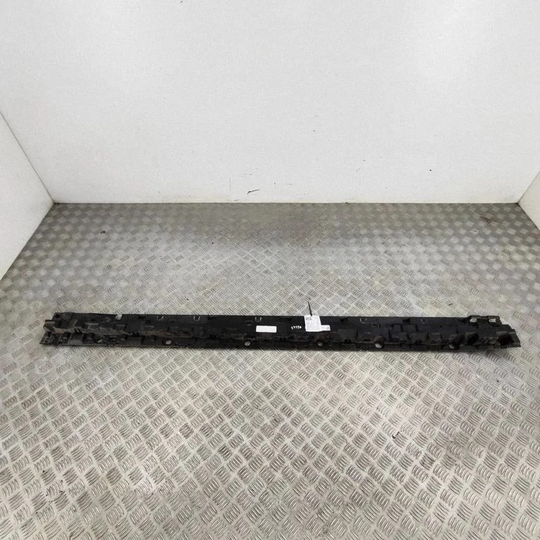 Sill/side skirt trim 7425460