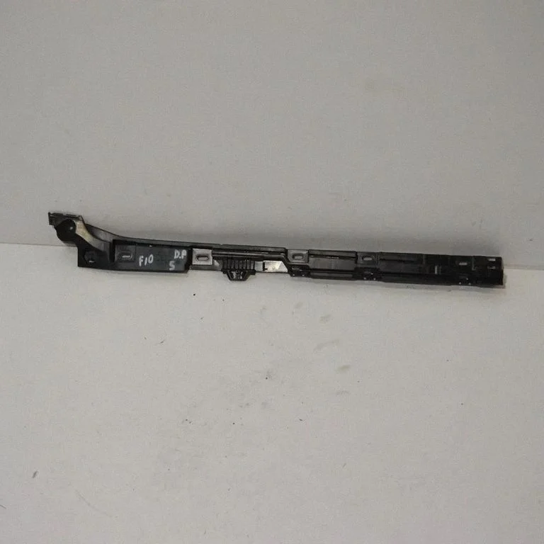 Część progu – BMW Seria 5 F10 F11 (2009-2016)