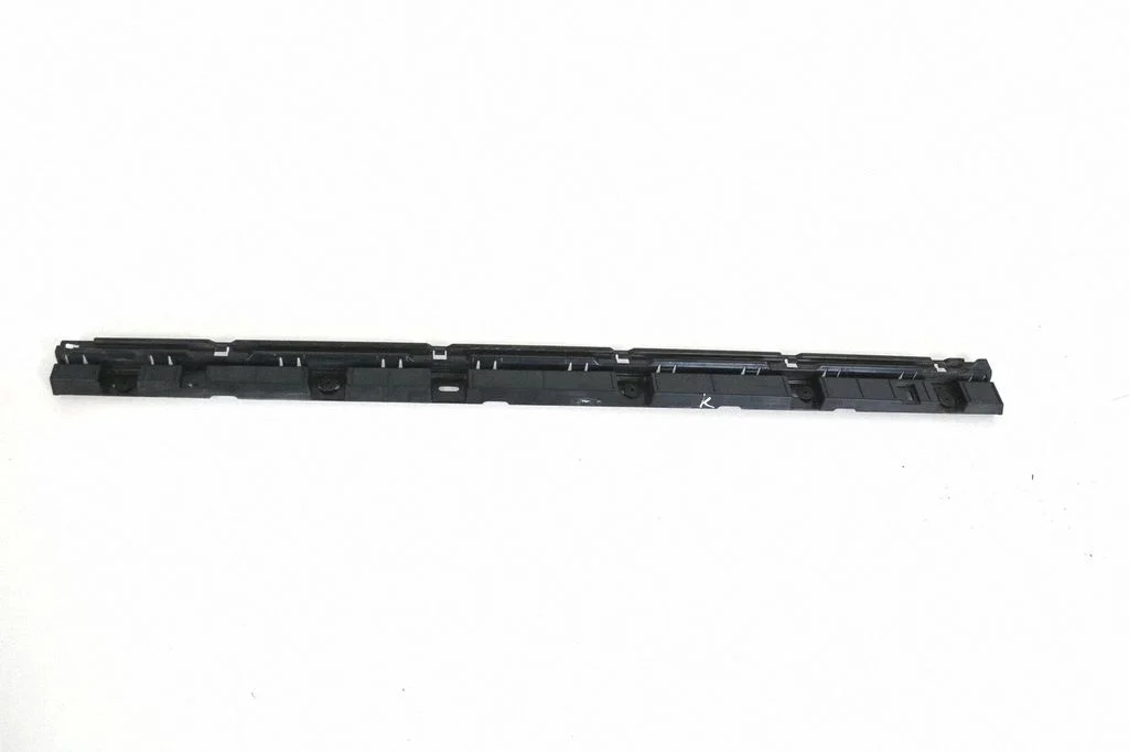Sill/side skirt trim 7187101