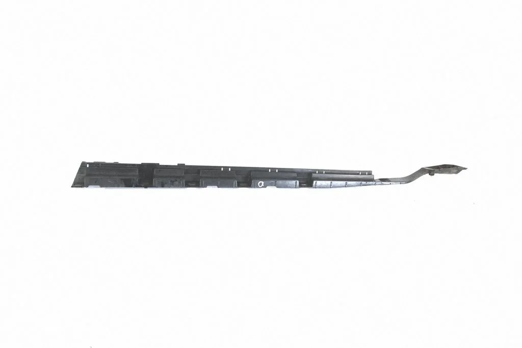 Sill/side skirt trim 7187106