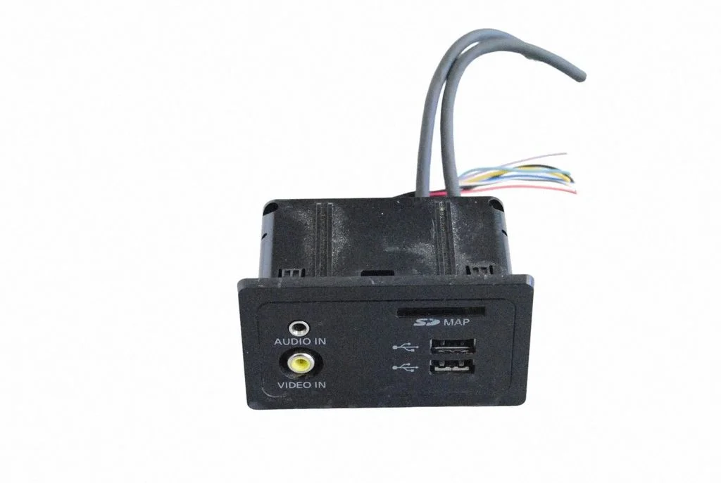 AUX ligzda 284H34GA0B