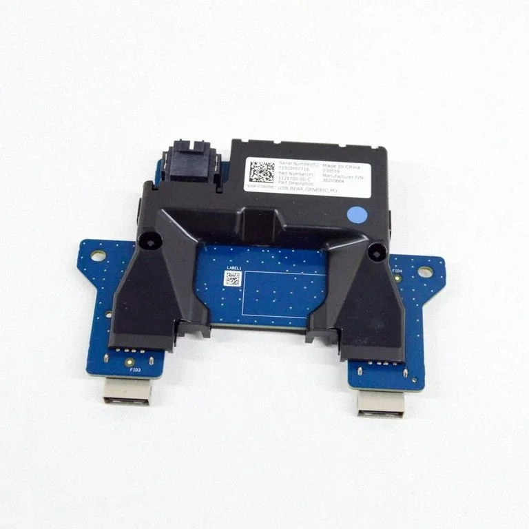 USB ligzda – Tesla Model S (2012-)