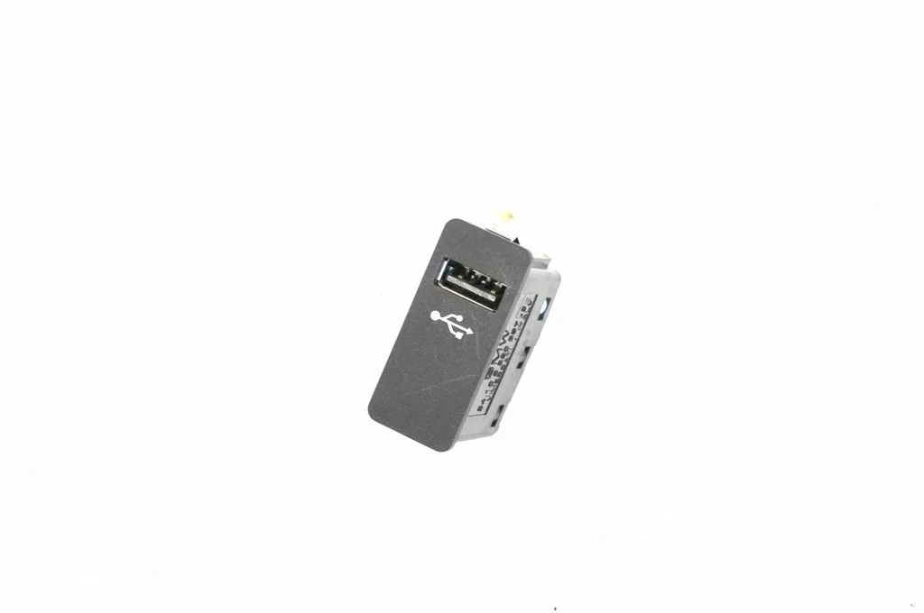 Gniazdo AUX – BMW X1 F48 F49 (2015-2022)