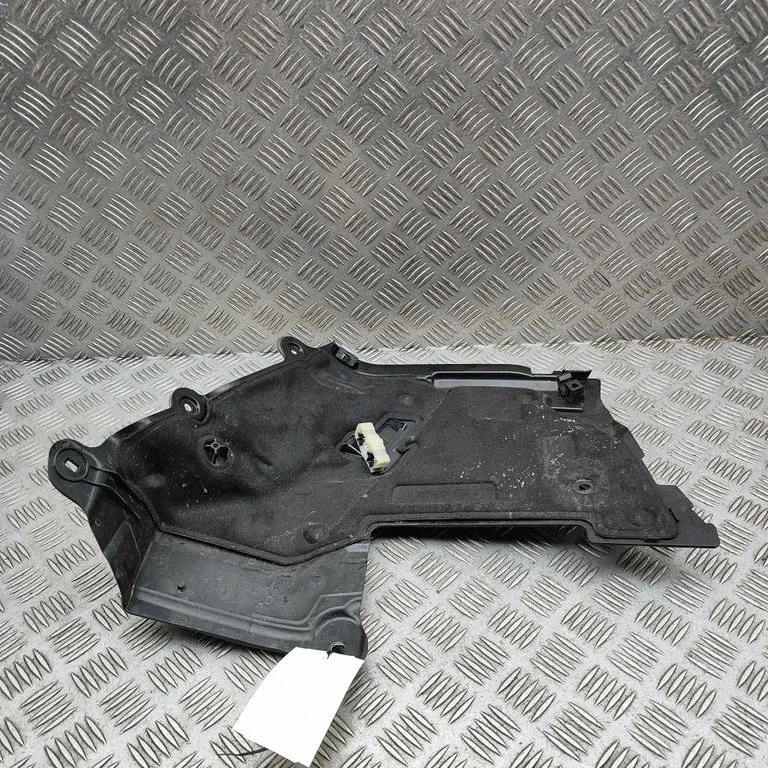 Heat shield in engine bay A2536209900