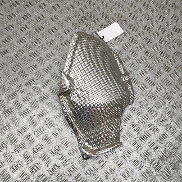 Mootori soojusisolatsioon (kuumakaitse) MY833D072AA