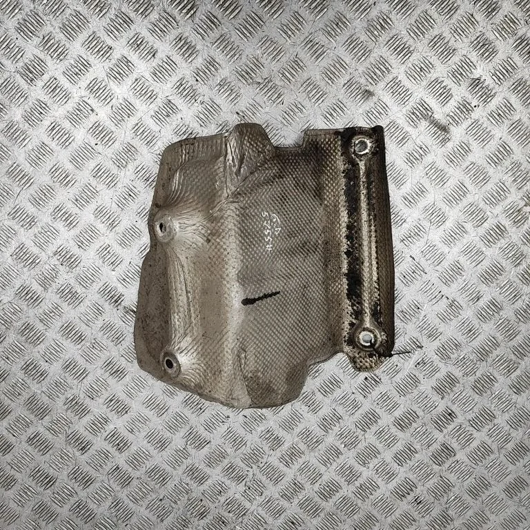Heat shield in engine bay – Porsche 911 991 (2011-2019)