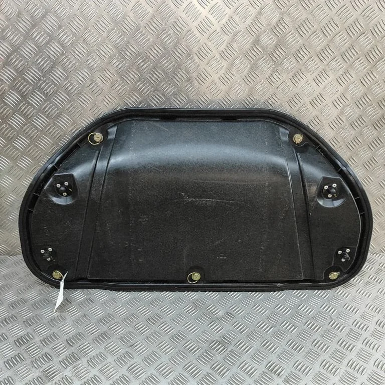 Heat shield in engine bay 98651301101