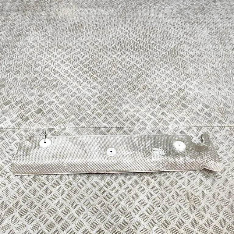 Heat shield in engine bay – BMW X5M G05 F95 (2019-)