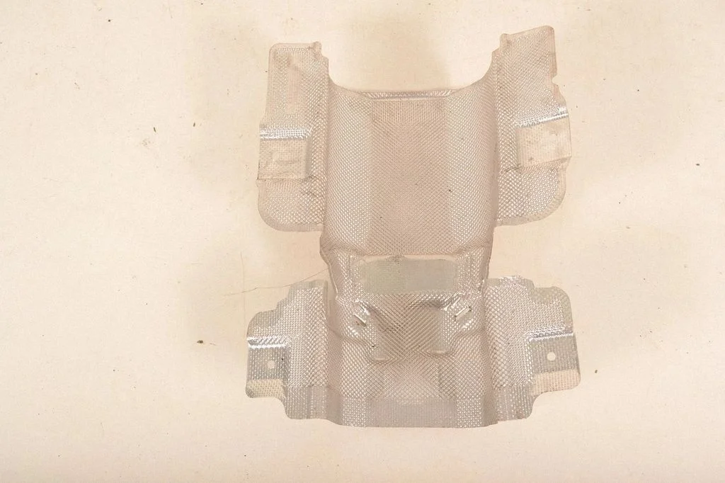 Heat shield in engine bay A2316821371