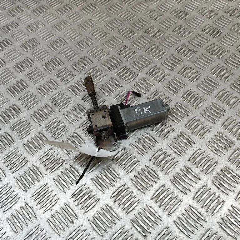 Silniczek regulacji fotela – Porsche Cayenne (92A) (2010-2017)