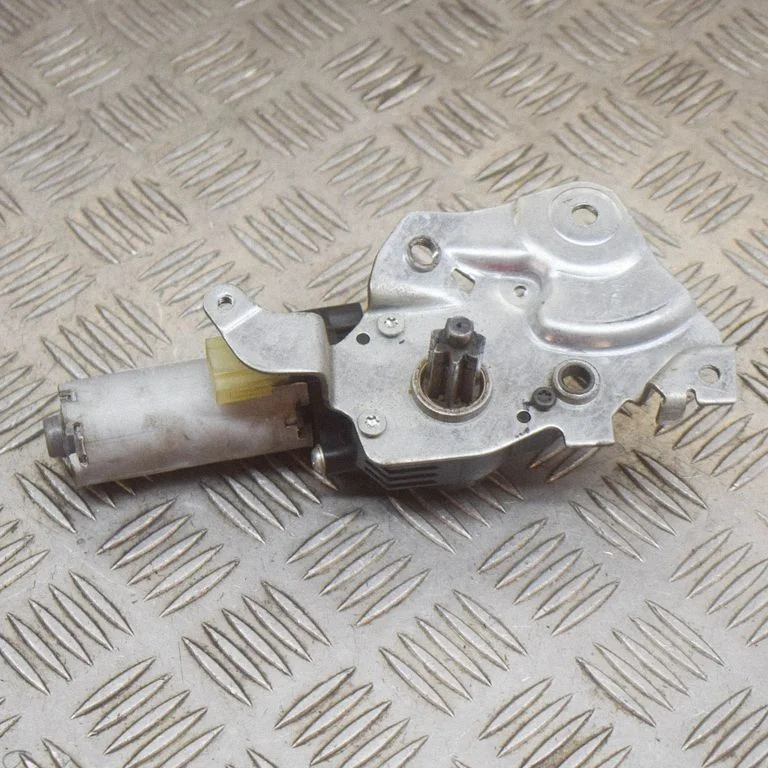 Sēdekļa regulēšanas motoriņš P11712403