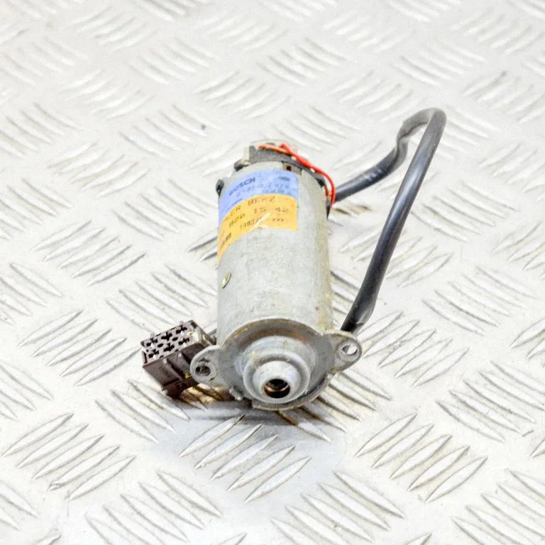 Sēdekļa regulēšanas motoriņš 0130002479