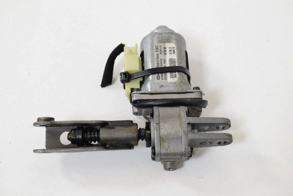 Seat adjustment motor 88020CM540