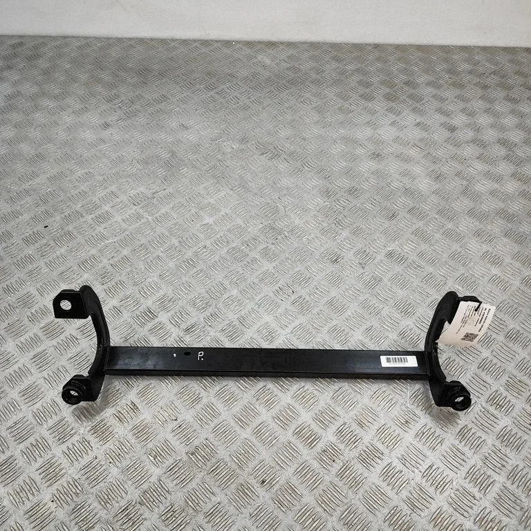 Steering rack mounting bracket – Polestar 1 (2019-)