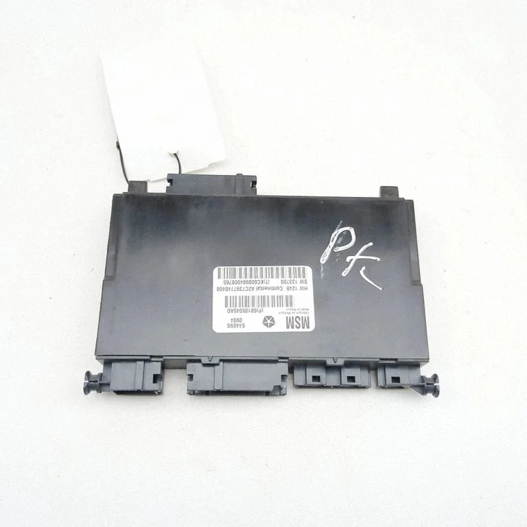 Sēdekļa vadības bloks P68105045AD