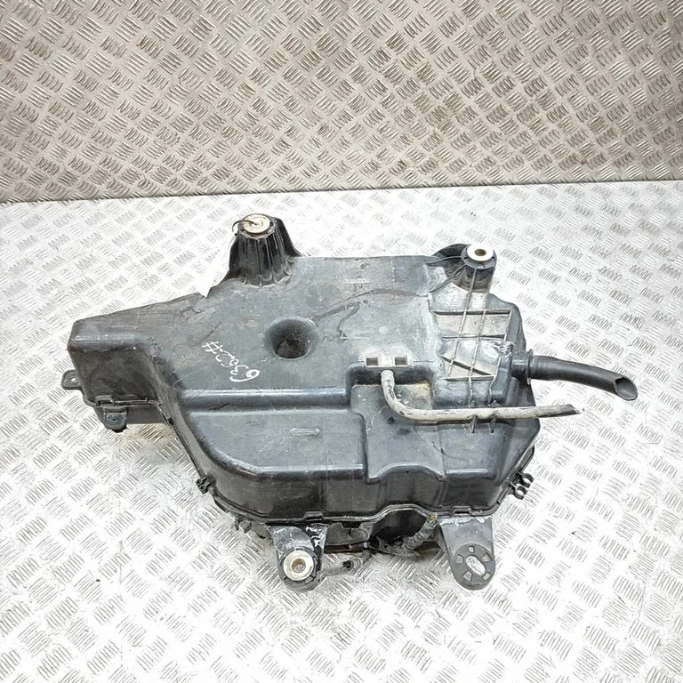 Zbiornik AdBlue KK315J238AA
