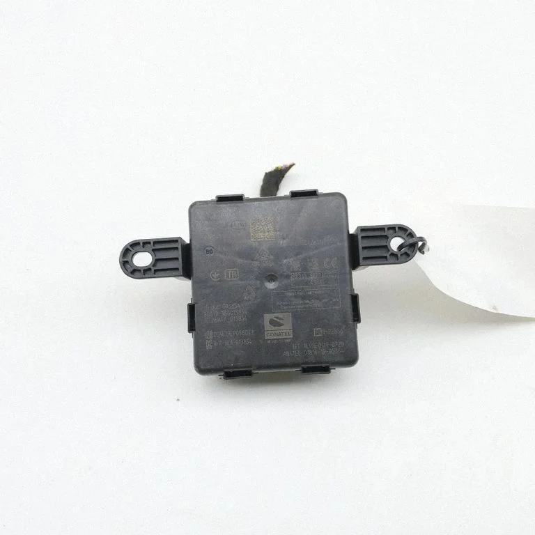 Bezatslēgas sistēmas KESSY (keyless) vadības bloks/modulis 5WA959436