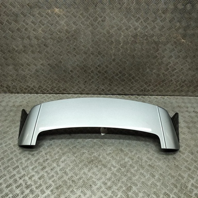 Tagaluugi spoiler 768710D210