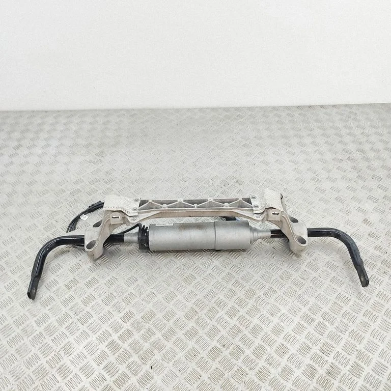 Aktiivstabilisaator MY8351394AC – Aston Martin DBX (2020-)