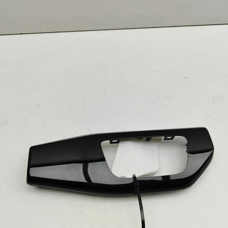 Panel trim 8W2853190