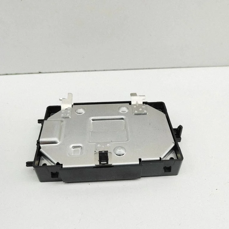 Wireless charging module 32389357 – Volvo EC40 (2024-)
