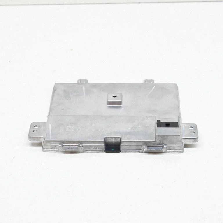 Wireless charging module – Tesla Model Y (2020-)