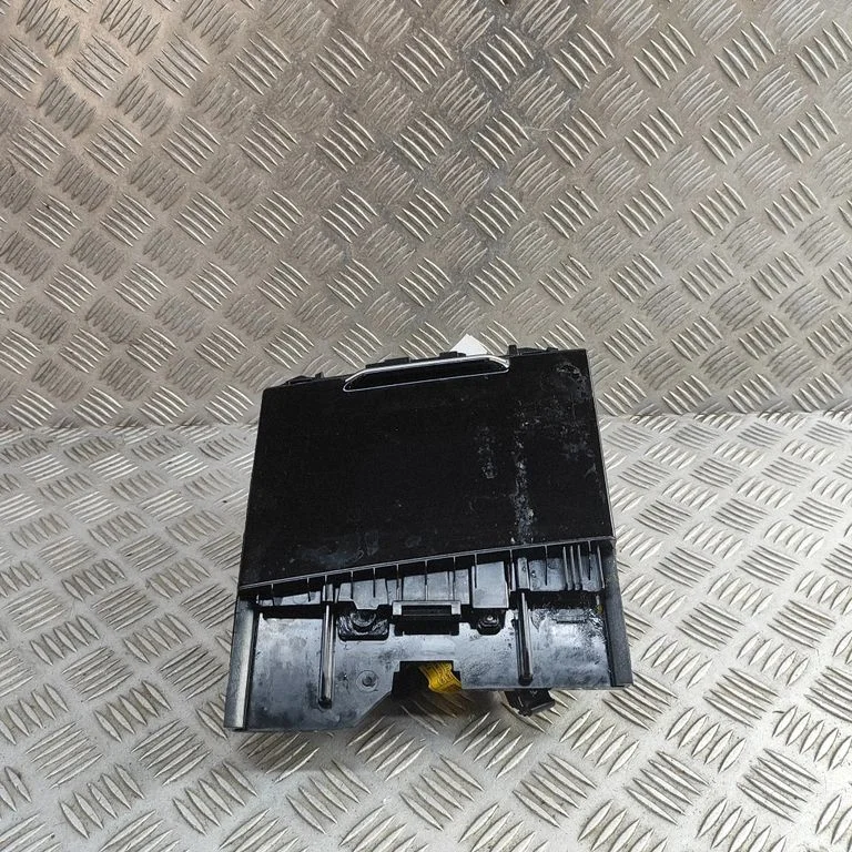 Juhtmevaba laadimise moodul 84630CJ501