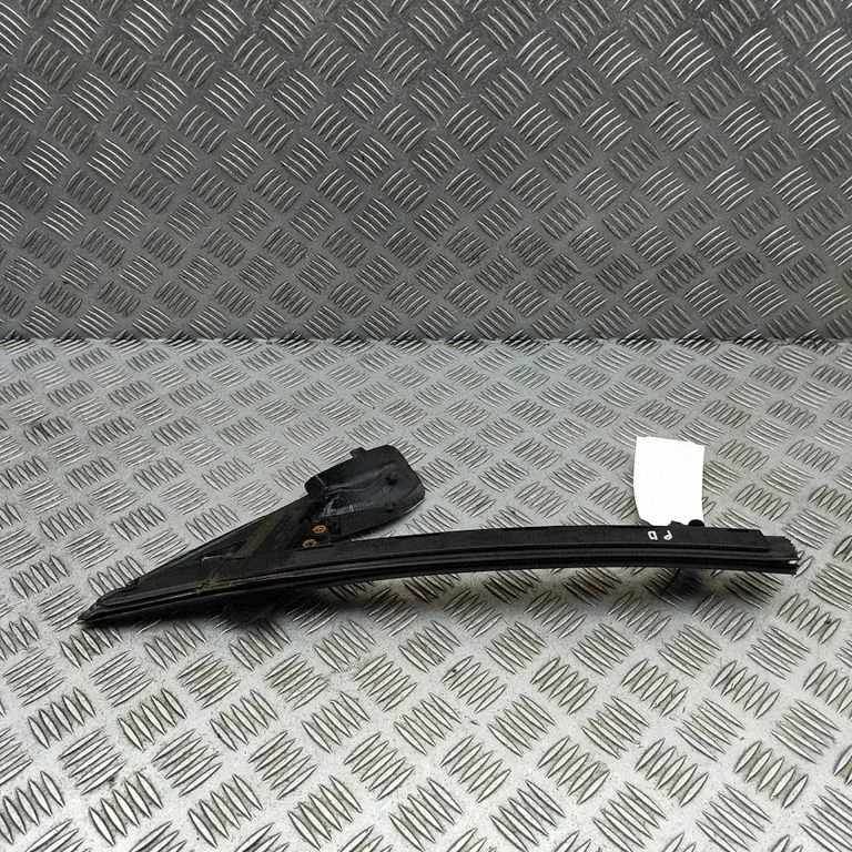 Door glass rail – Porsche 911 991 (2011-2019)