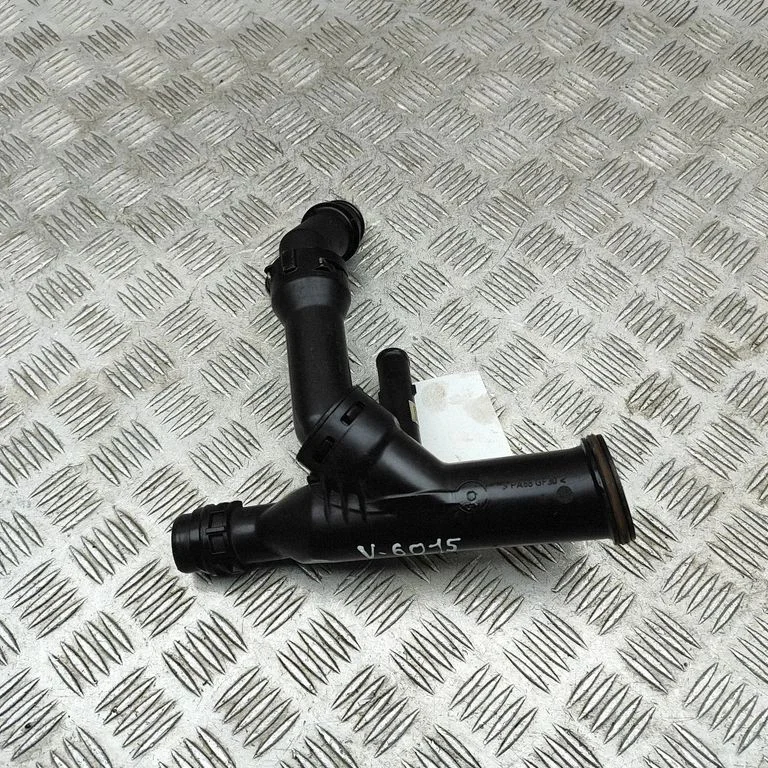 Thermostat housing 8W0122293AE