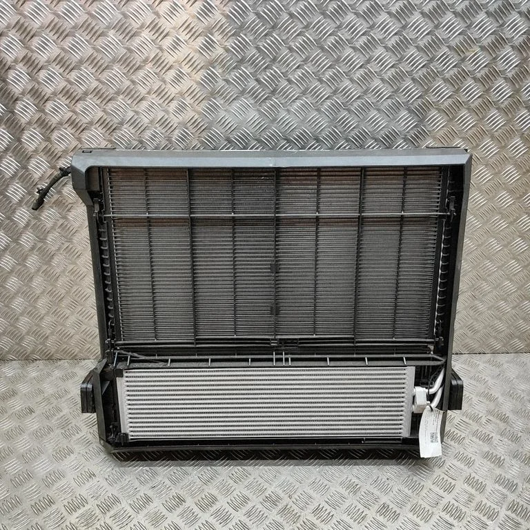 Radiatoru komplekts 9895645