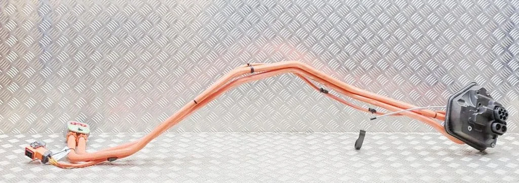 Electric car charging cable – Tesla Model Y (2020-)