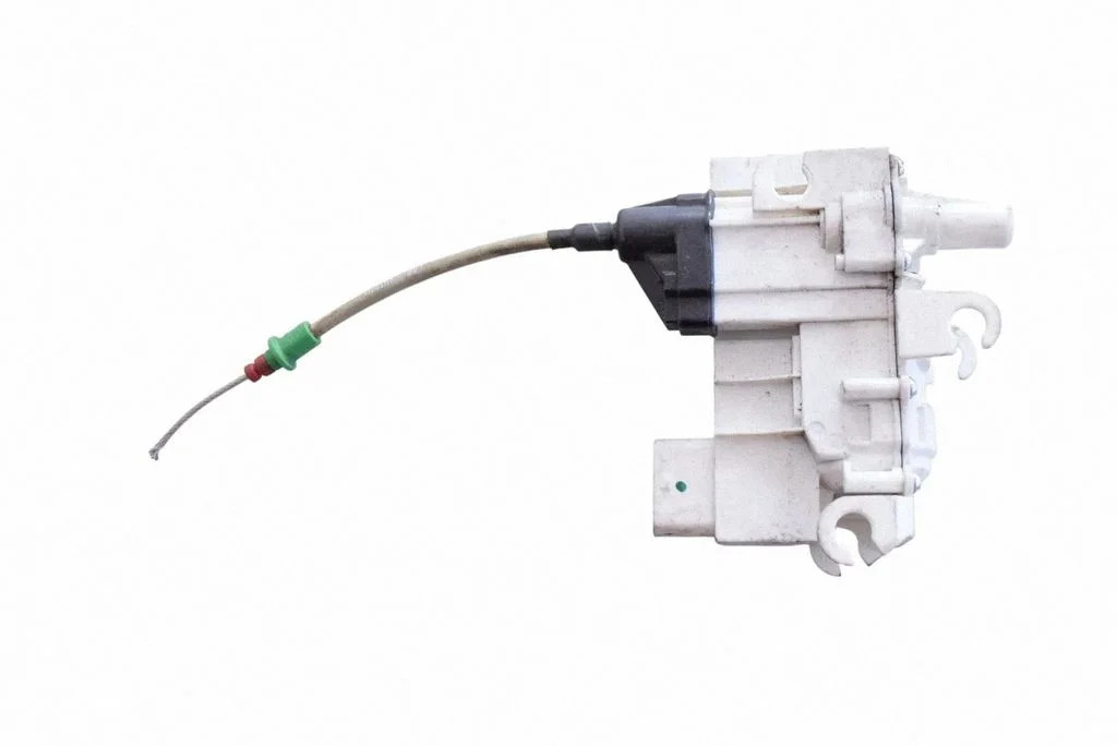 Esiukse pehmesulgemise mootor – BMW 7-seeria G11 G12 (2015-2022)