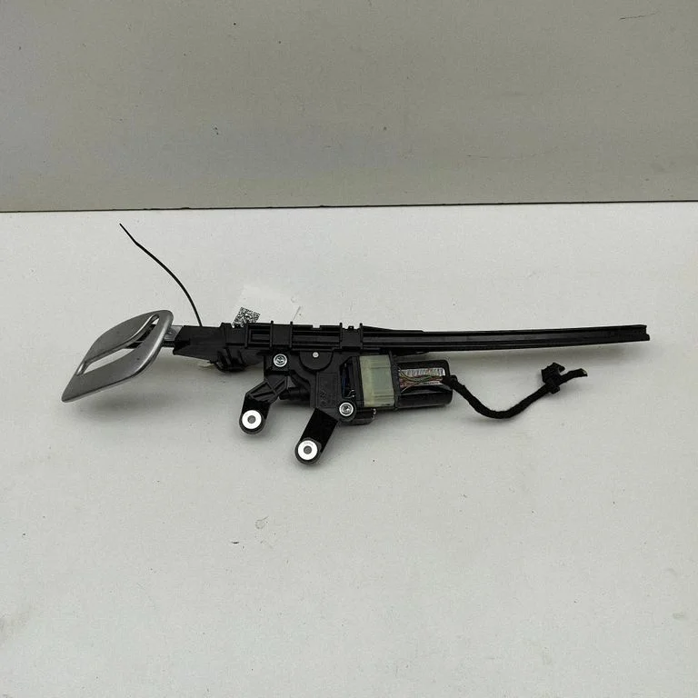 Seat belt height adjuster – Bentley Continental (2003-2017)
