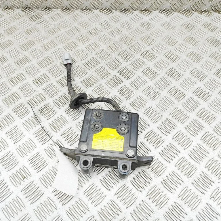 Motora pārsega gājēju drošības spilvena aktuators 791502W000