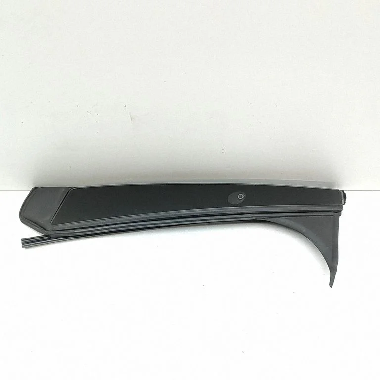Side fender camera – Tesla Model Y (2020-)