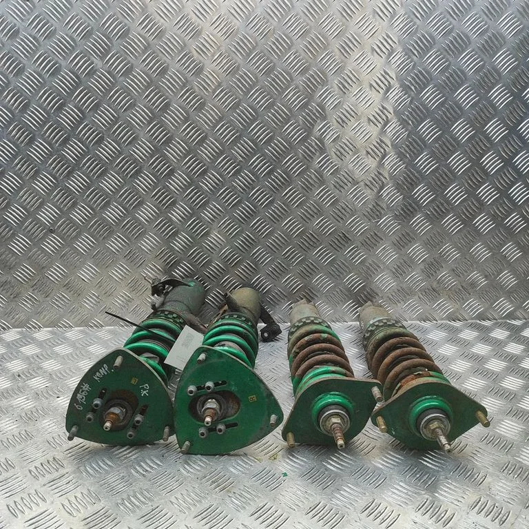 Vedrude ja amortisaatorite komplekt (eesmised ja tagumised) – Toyota GT 86 (2012-2021)