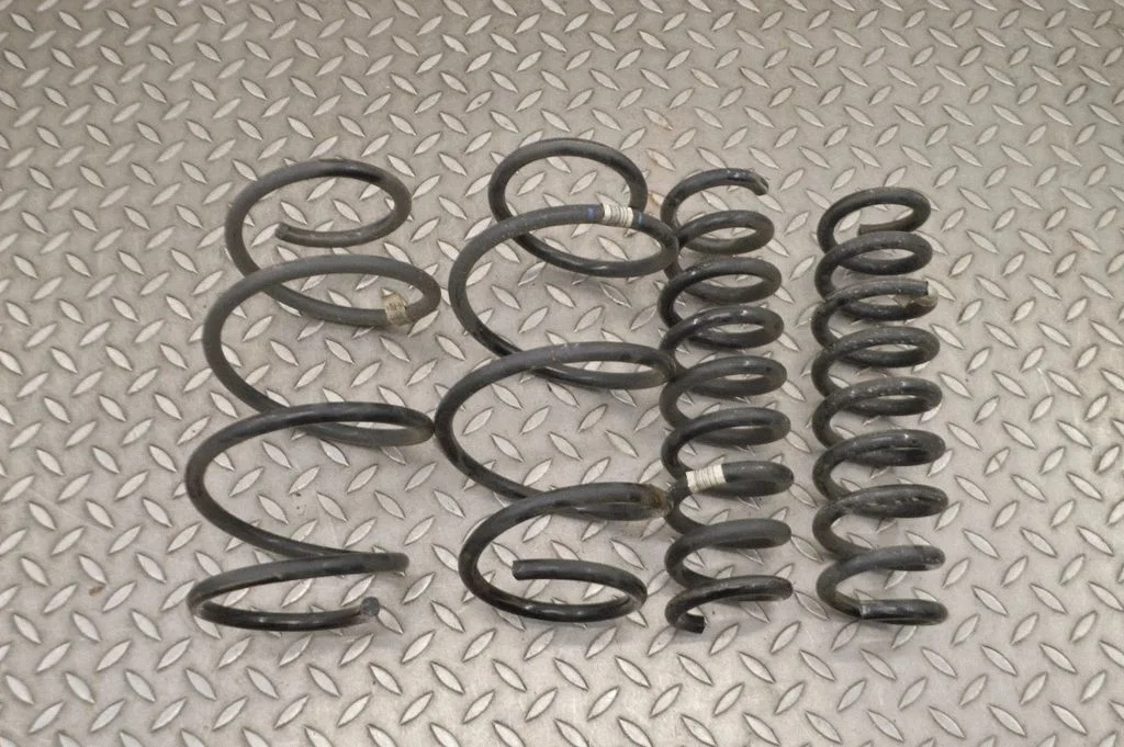 Vedrude ja amortisaatorite komplekt (eesmised ja tagumised) – Bentley Continental (2003-2017)