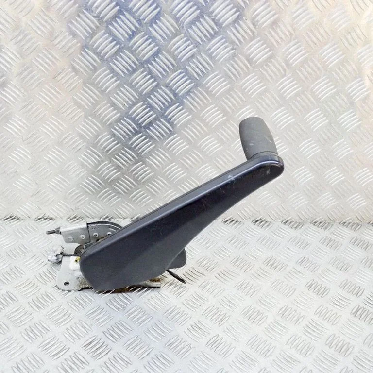 Hand brake release handle 9803735