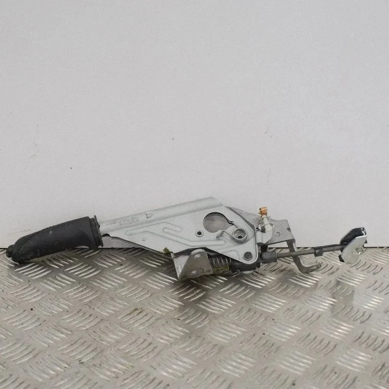 Hand brake release handle 6876775