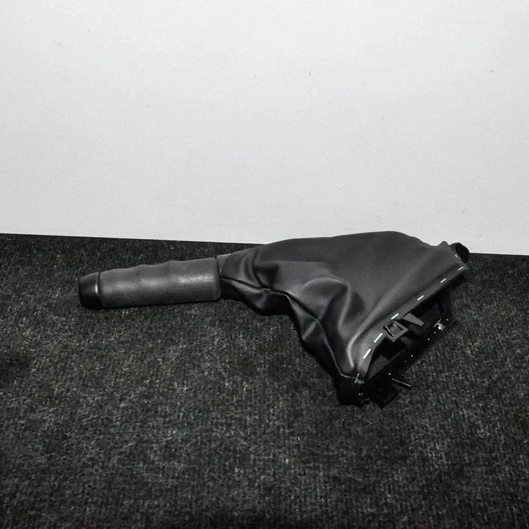 Hand brake release handle 9262847